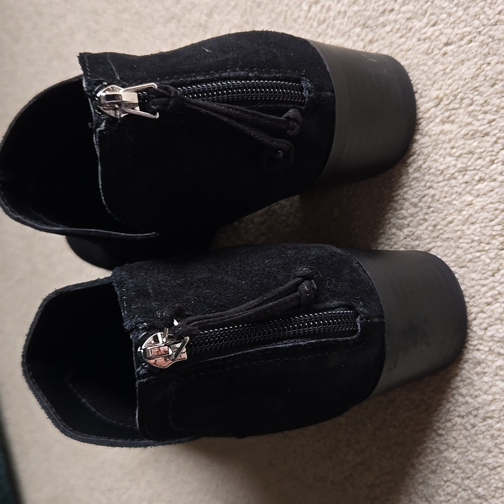 Kenneth Cole Reaction Black Ankle Boots - Picture 2 of 8